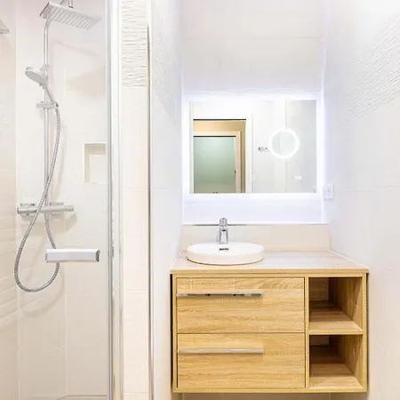 Taste Of Near Montmartre Sacre Coeur Apartment *